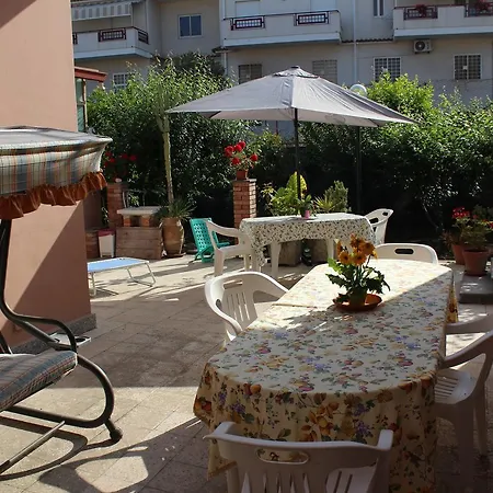 President Palace Bed & Breakfast