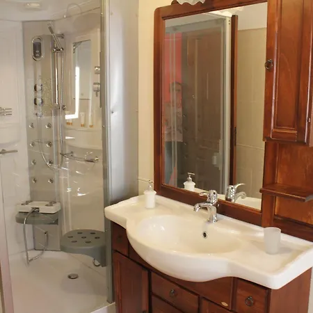 President Palace Bed & Breakfast